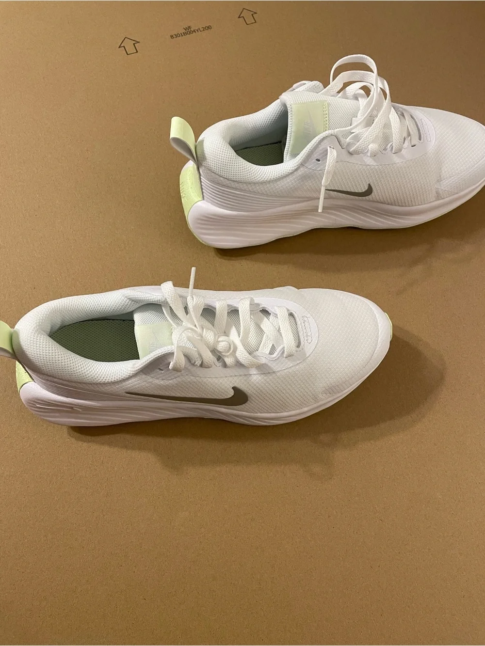 NEW Nike Promina White Metallic Silver Sneakers - Women’s Size 10